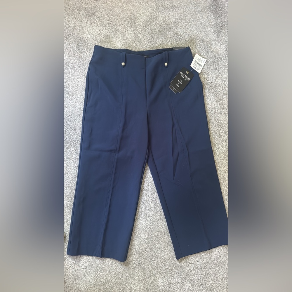 ❌SOLD❌ Navy Blue Cropped Trousers